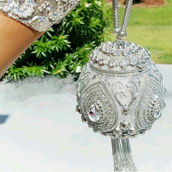 New Crystal Handbag (DELETING LAST CHANCE) - Picture 3 of 8